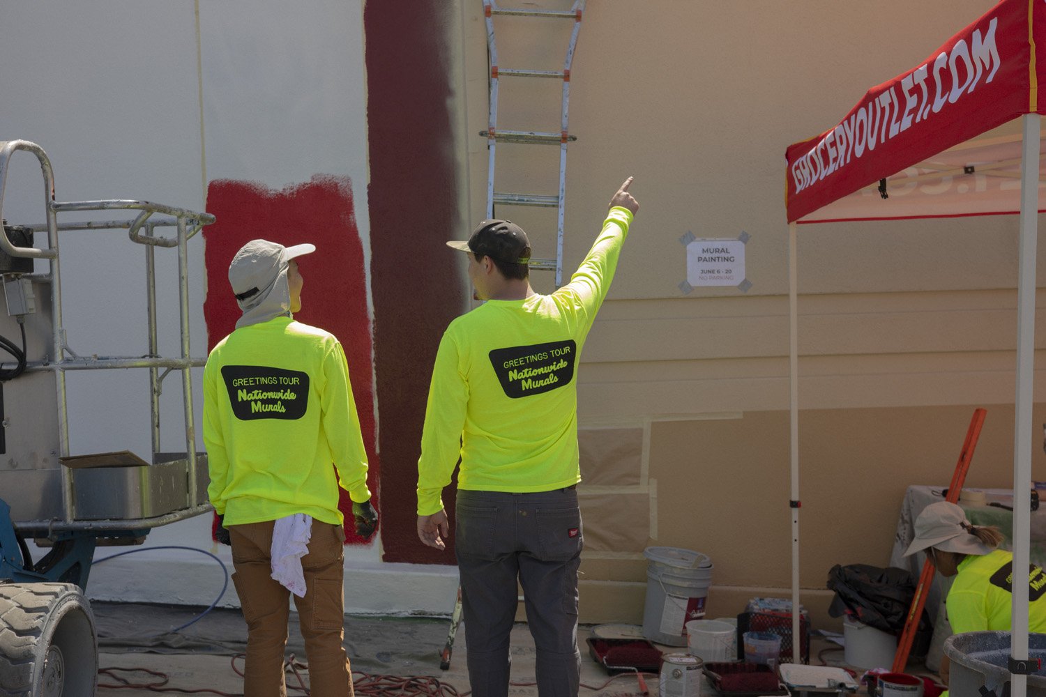 Mural Artist Sign Painter Volunteers in Altadena